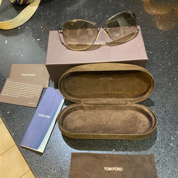 Tom Ford - Colette Butterfly Sunglasses - Picture 4 of 8